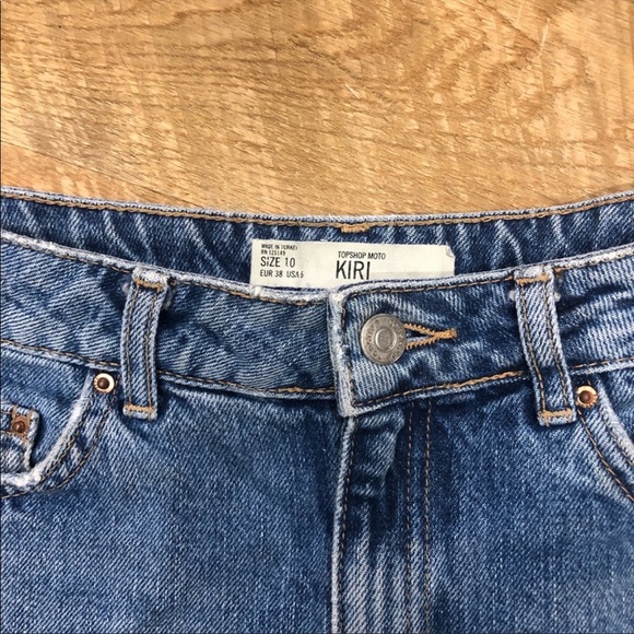 TopShop Kiri Cut Off Denim Shorts - Picture 2 of 5